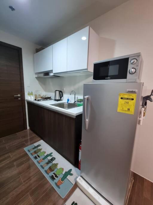 Great View 1 BR Condo in Makati near Trident Tower Manila Esterno foto